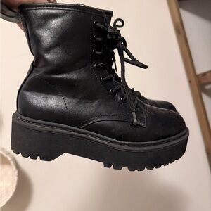 Black Women's Lace-Up Ankle Boots